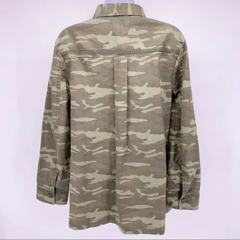 NEW Caslon Camo Button Down Jacket Size Medium